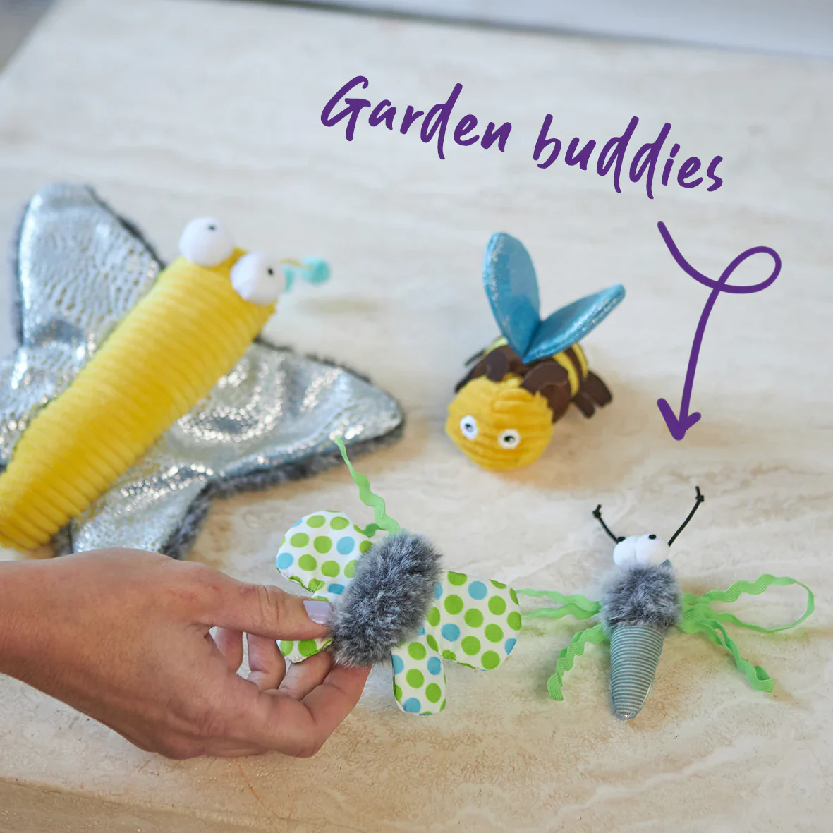 Kazoo Buzzing Bug Cat Toy - Image 6
